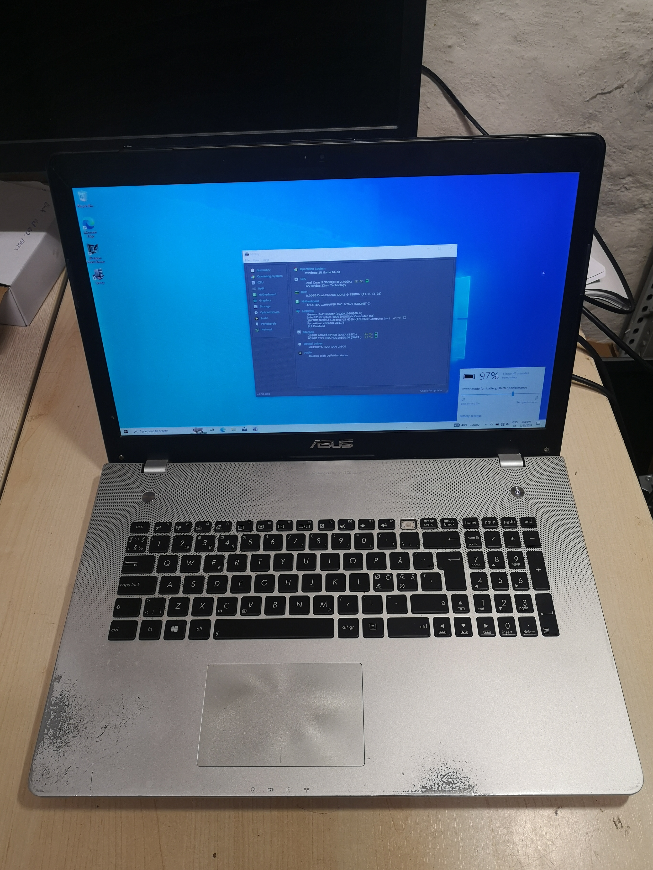 Listx - Asus N76VJ i7-3630QM/8/256 SSD+1TB/2GB NVidia 17.3