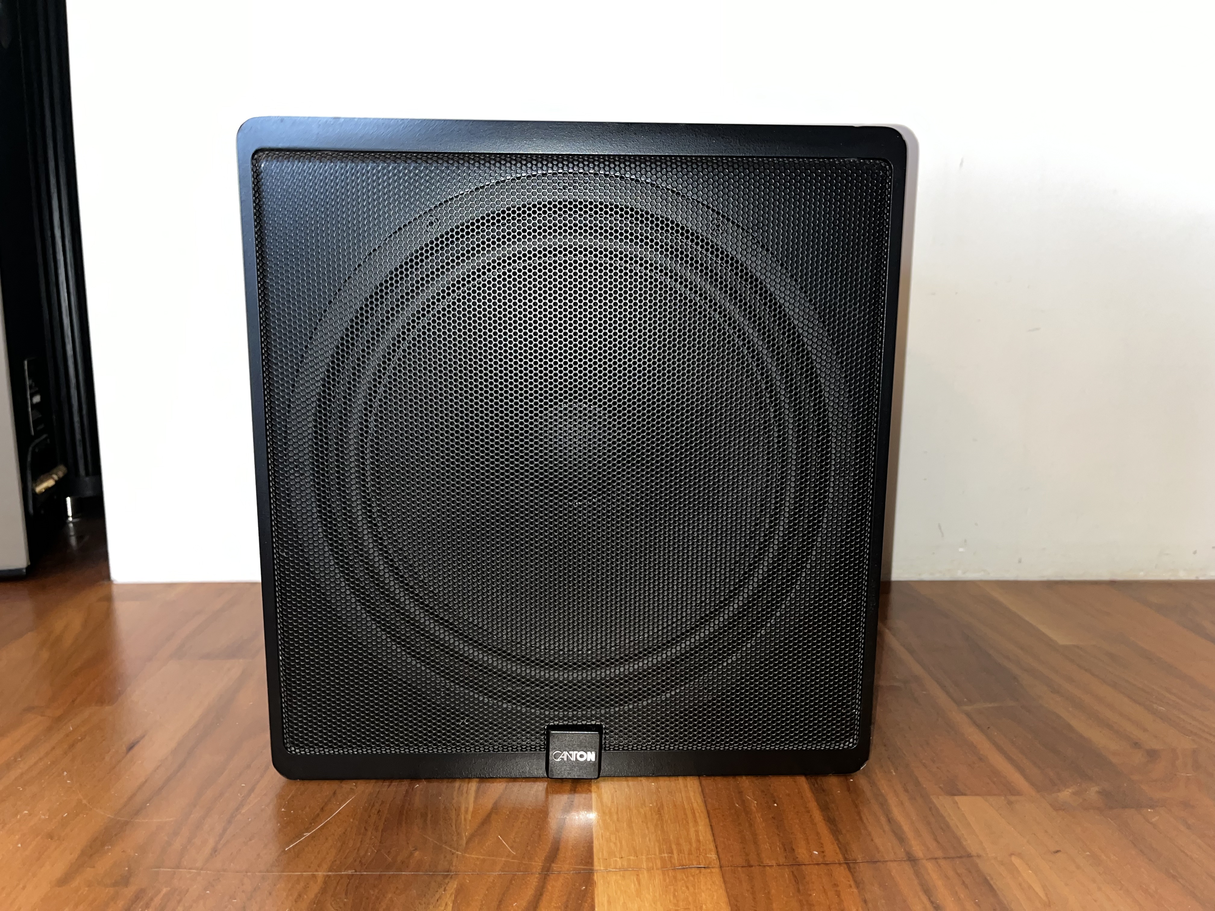 Listx - Subwoofer Canton - Subwoofer Plus C 12